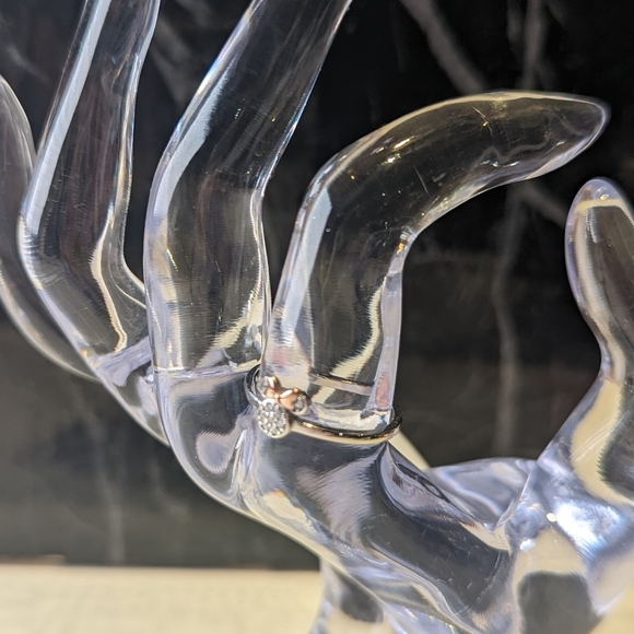 Charmed Aroma Minnie Mouse Silver Ring - Picture 1 of 2